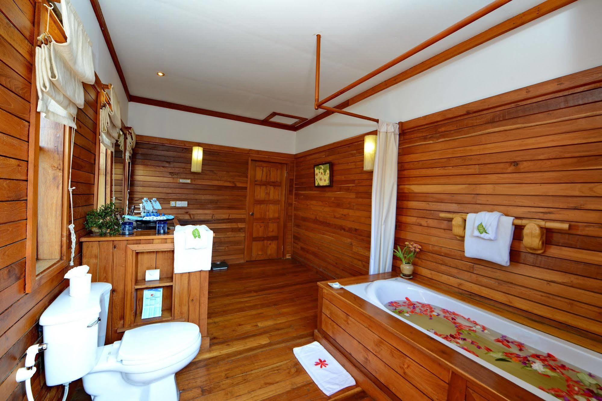 Myanmar Treasure Resorts Inle Inle Lake Экстерьер фото