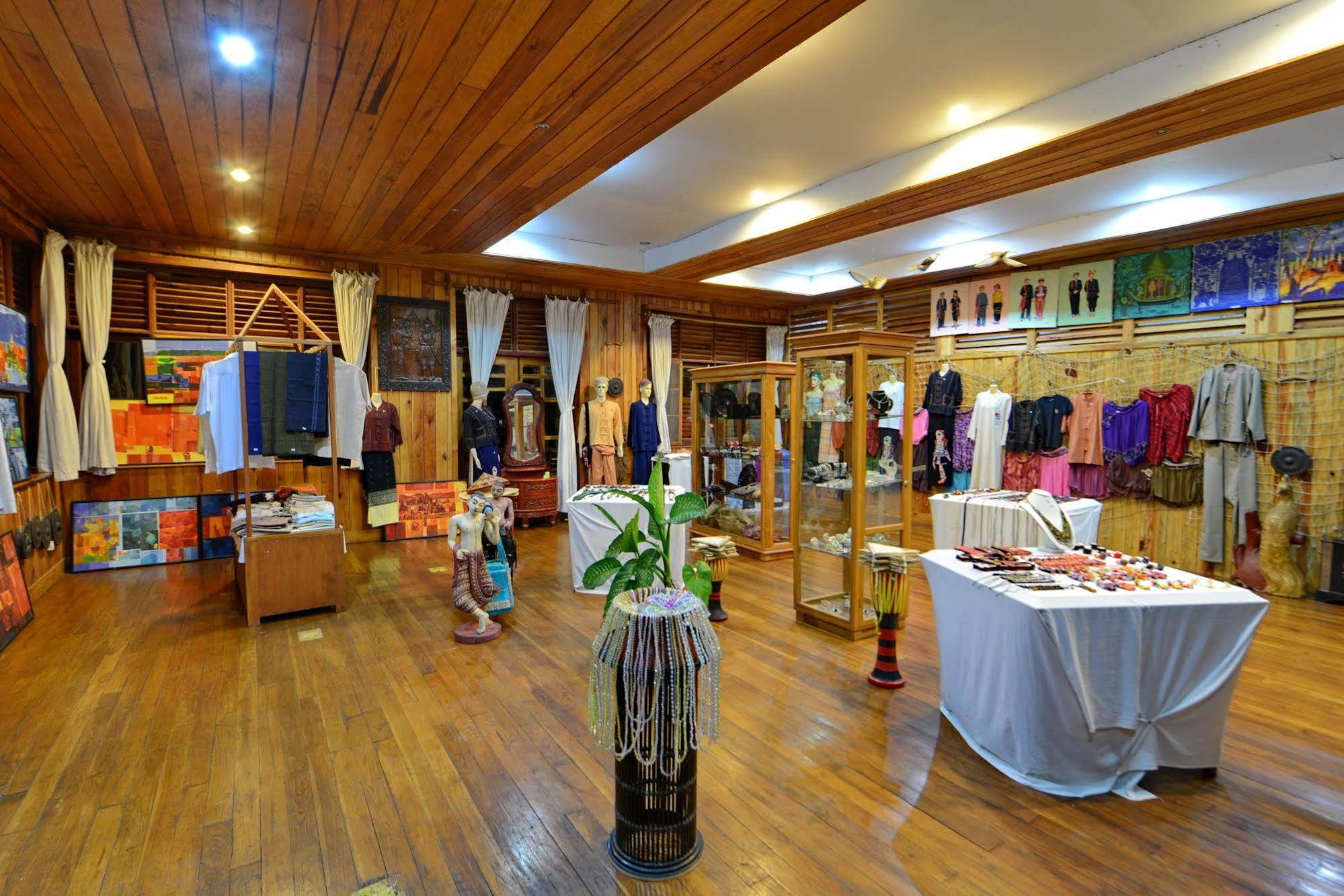 Myanmar Treasure Resorts Inle Inle Lake Экстерьер фото