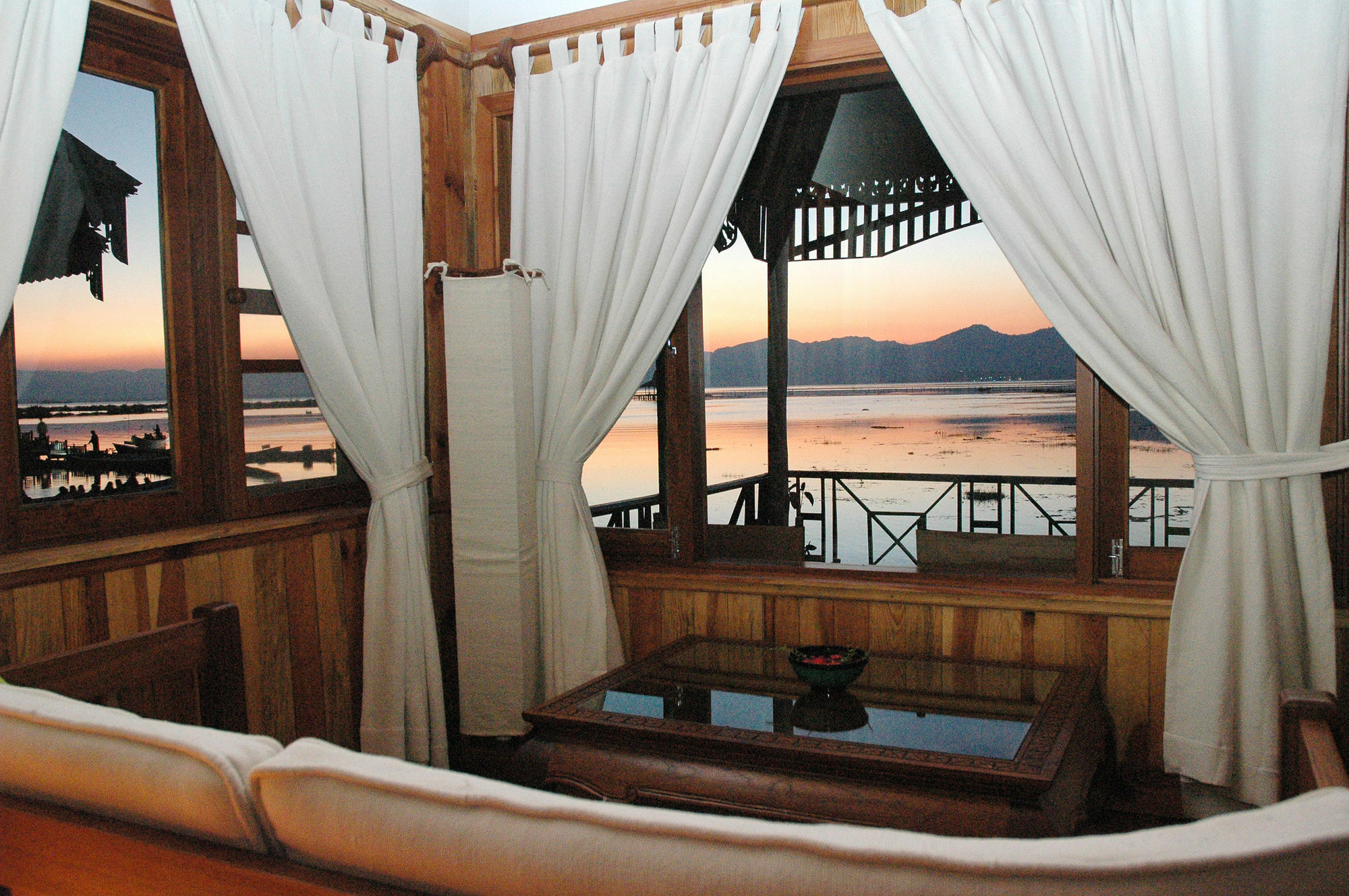 Myanmar Treasure Resorts Inle Inle Lake Экстерьер фото